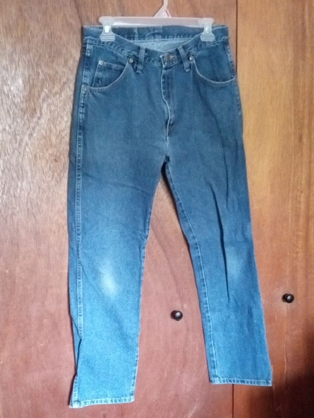 Wrangler Classic Men's Blue Denim Jeans - Casual Straight Fit